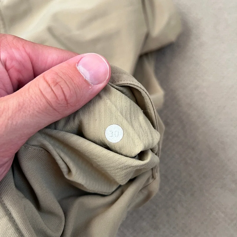 Lululemon Commission Pant Classic Tan Khaki Mens 30 34 Inseam Technical Trousers